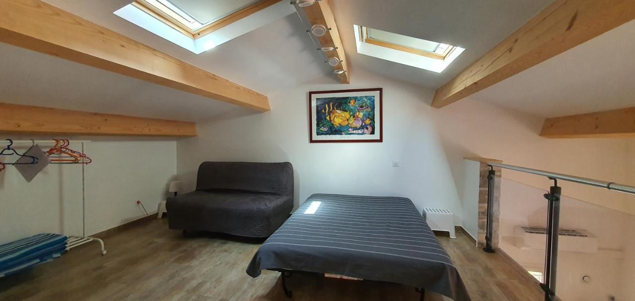 Jouques Villa Mylena מראה חיצוני תמונה